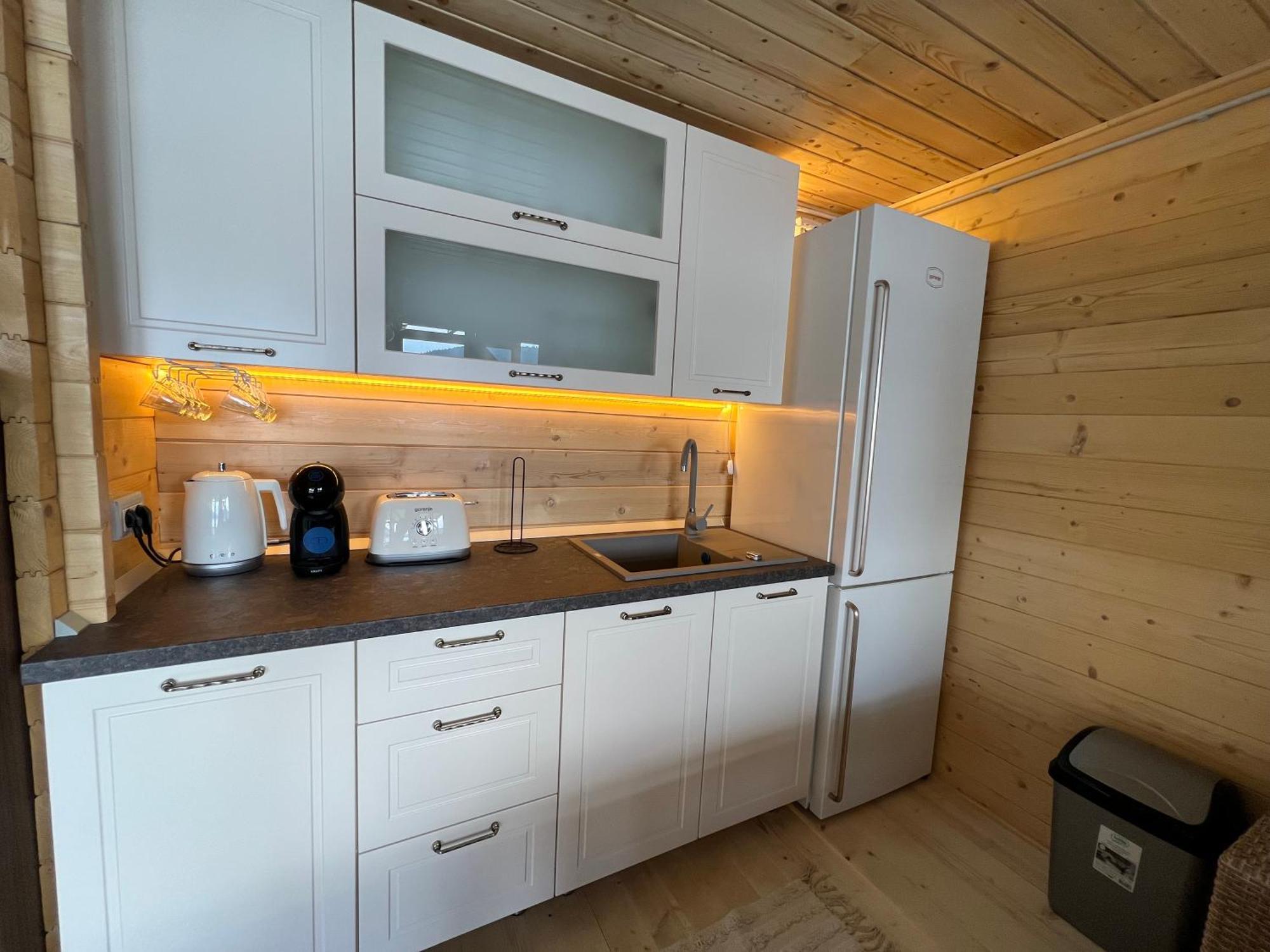 Holiday Bicaz Bungalows On The Lake Bagian luar foto