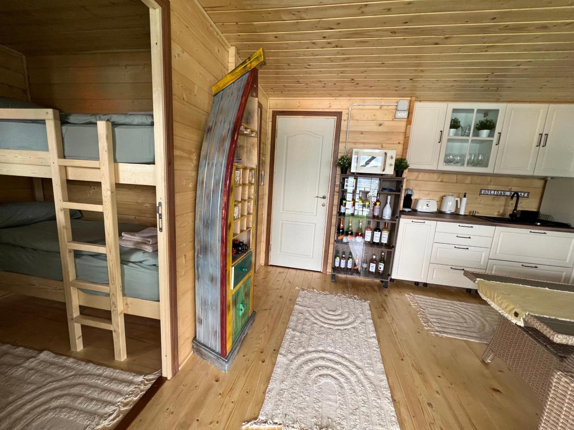 Holiday Bicaz Bungalows On The Lake Bagian luar foto